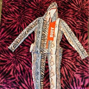 Long printed jumpsuit with hoodie